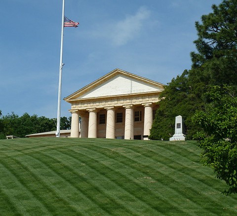 Arlington House: Robert E. Lee Memorial